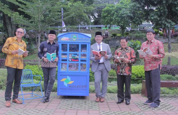 Program Ridwan Kamil Tingkatkan Minat Baca Warga Jawa Barat