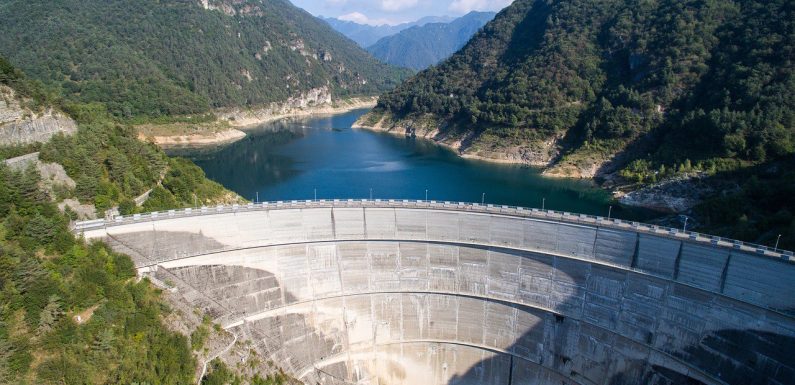 Mengenal Fungsi Waduk atau Bendungan pada Pembakit Listrik Tenaga Air