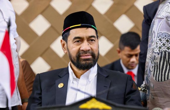 Kepala Daerah “Cengeng”: Gubernur Aceh Kritik Keras Pemimpin yang Tak Sigap Hadapi Bencana